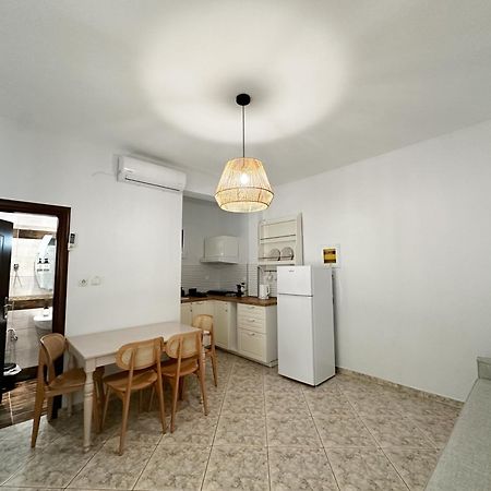 Petra Mare Apartments Aliki  Bagian luar foto