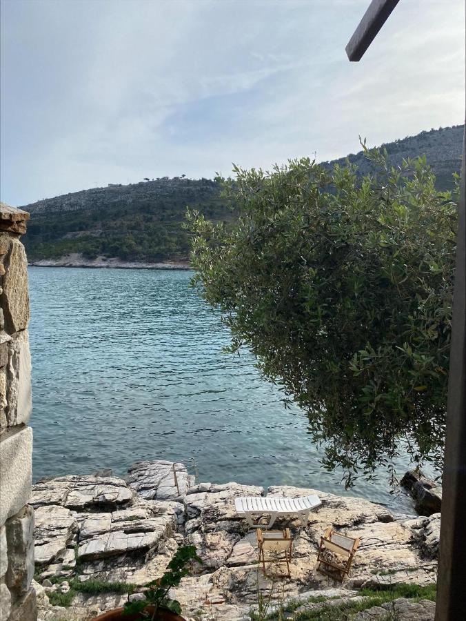 Petra Mare Apartments Aliki  Bagian luar foto